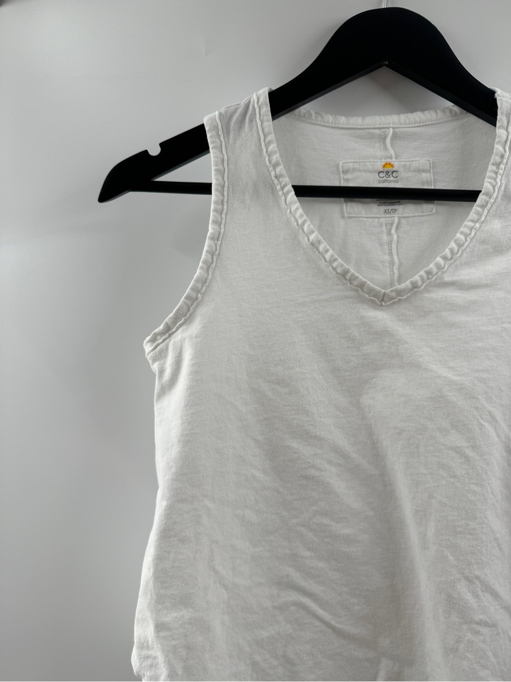 C&C California White V-Neck Tank Top – Women's XS 100% Cotton - Picture 2 of 7